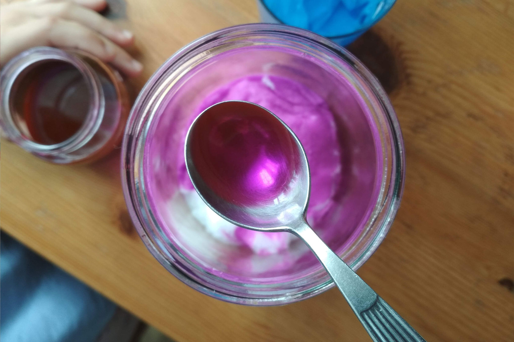 Warsztaty z eksperymentów ,,Pracownia alchemika”